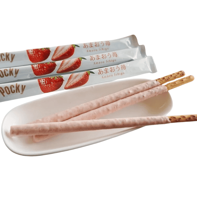 Giant Pocky Amaou Strawberry (Box of 13)