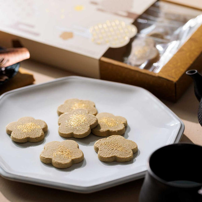 Kanazawa Gold Leaf Chocolate (Box of 12)